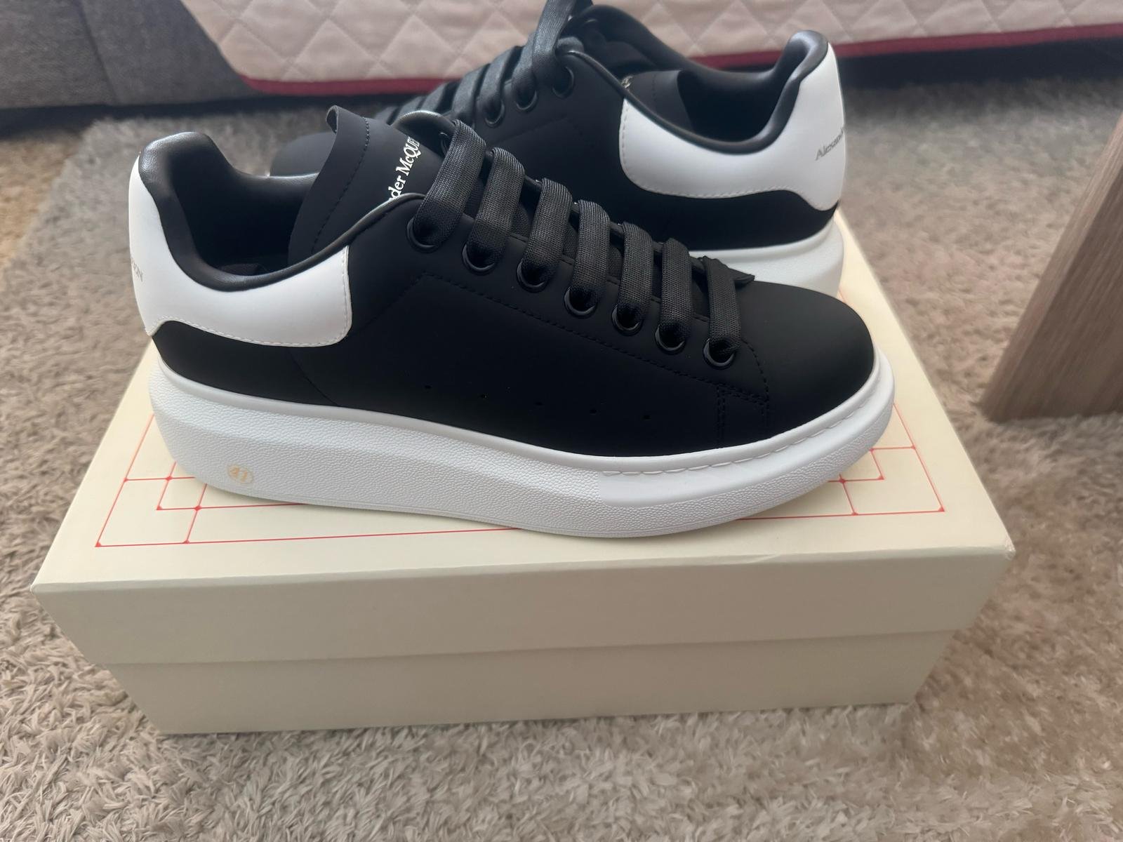 Sneakers de Alexander McQueen - Imagen 7
