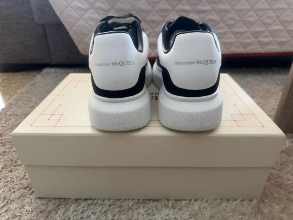 Sneakers de Alexander McQueen - Imagen 10