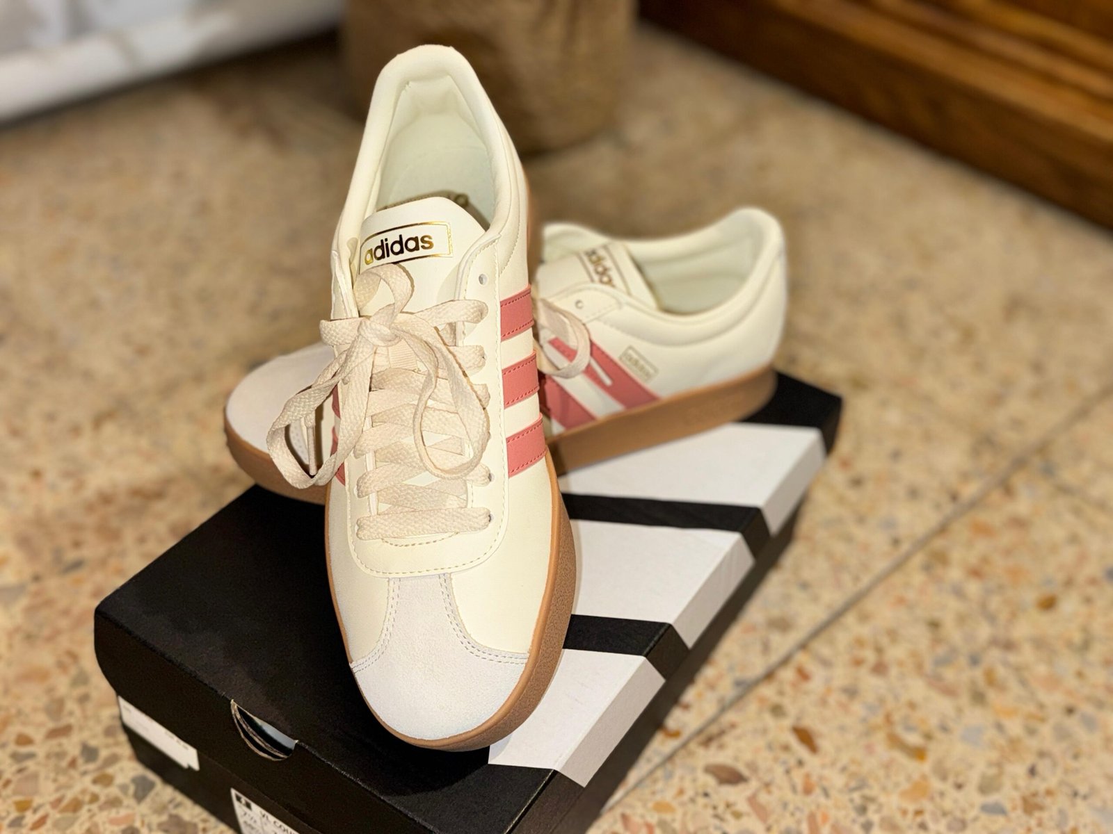 Zapatilla casual Adidas VL Court 3.0 - Imagen 3