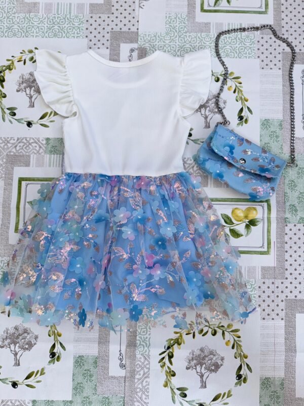 Vestido de niña Marposas azúles.